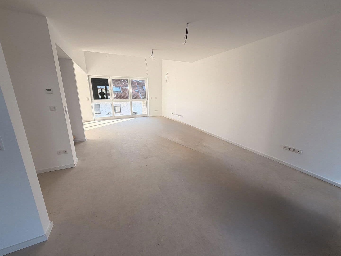 Prenájom bytu 4-izbový 144 m², Neuhofer Straße 45, Mannheim, Bádensko-Wurttembersko Prenájom bytu 4-izbový 144 m², Neuhofer Straße 45, Mannheim, Bádensko-Wurttembersko