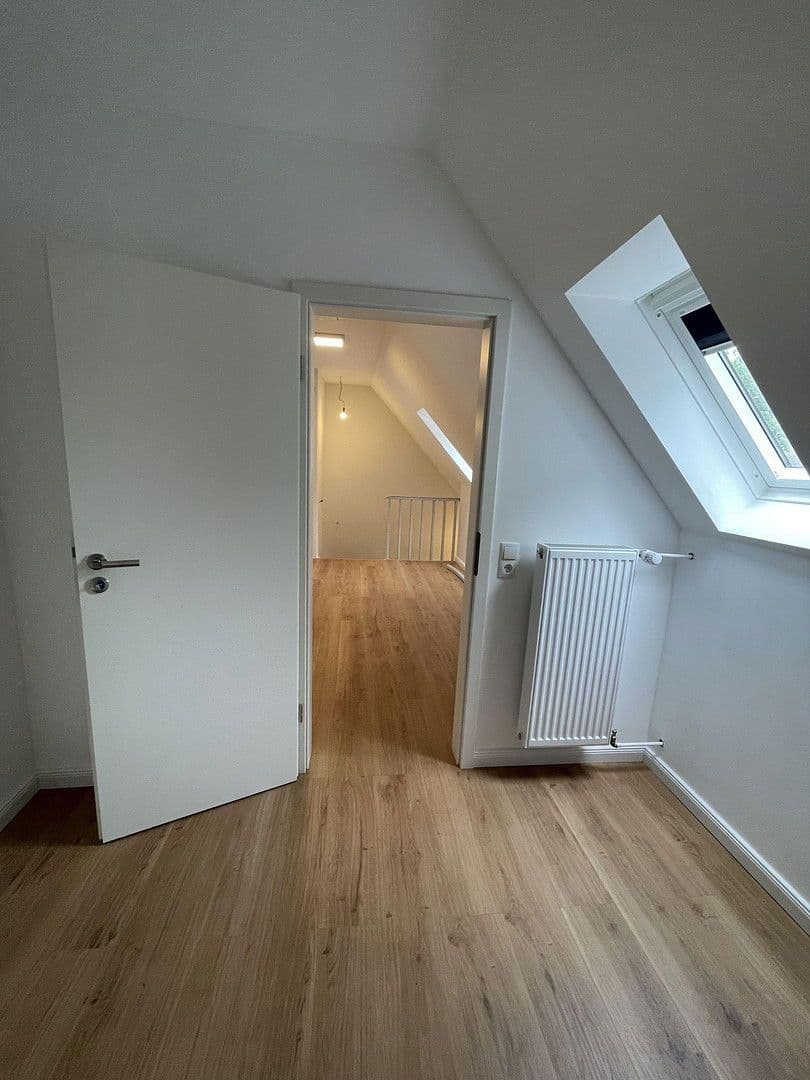 Predaj domu 110 m², pozemek 532 m², Bremen, Brémy Predaj domu 110 m², pozemek 532 m², Bremen, Brémy