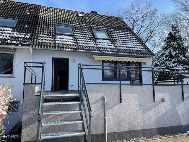 Predaj domu 110 m², pozemek 532 m², Bremen, Brémy Predaj domu 110 m², pozemek 532 m², Bremen, Brémy