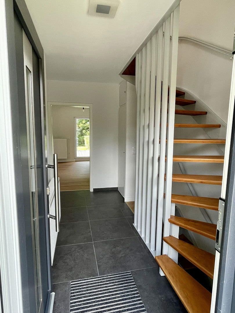 Predaj domu 110 m², pozemek 532 m², Bremen, Brémy Predaj domu 110 m², pozemek 532 m², Bremen, Brémy