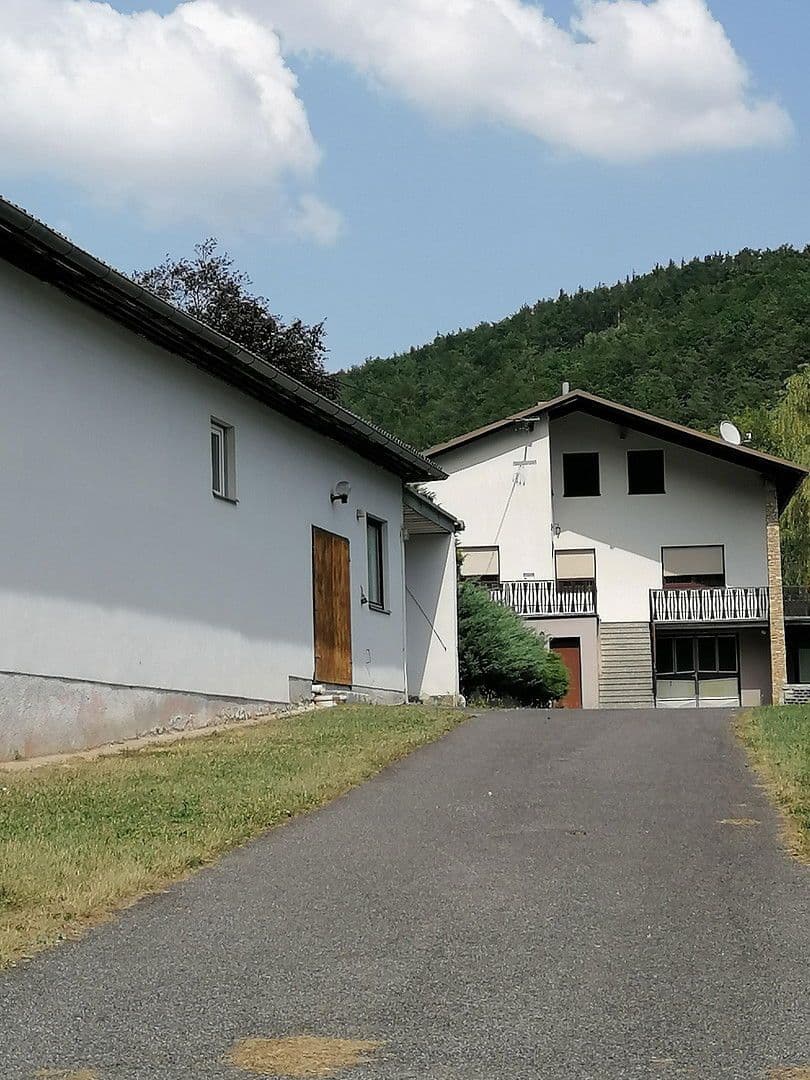 Predaj domu 164 m², pozemek 4.600 m², Schwarzenbach, Dolné Rakúsko Predaj domu 164 m², pozemek 4.600 m², Schwarzenbach, Dolné Rakúsko