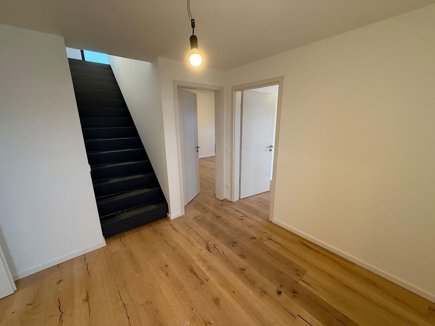 Prenájom bytu 3-izbový 110 m², Mühlenstr. 11, Rochau, Sasko-Anhaltsko Prenájom bytu 3-izbový 110 m², Mühlenstr. 11, Rochau, Sasko-Anhaltsko