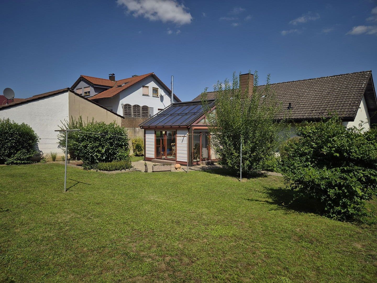 Predaj domu 185 m², pozemek 708 m², Sinsheim, Bádensko-Wurttembersko Predaj domu 185 m², pozemek 708 m², Sinsheim, Bádensko-Wurttembersko