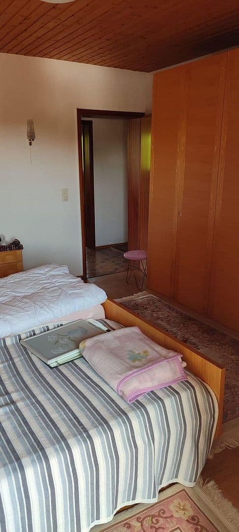 Predaj domu 185 m², pozemek 708 m², Sinsheim, Bádensko-Wurttembersko Predaj domu 185 m², pozemek 708 m², Sinsheim, Bádensko-Wurttembersko