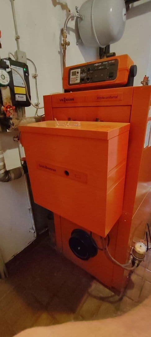 Predaj domu 185 m², pozemek 708 m², Sinsheim, Bádensko-Wurttembersko Predaj domu 185 m², pozemek 708 m², Sinsheim, Bádensko-Wurttembersko