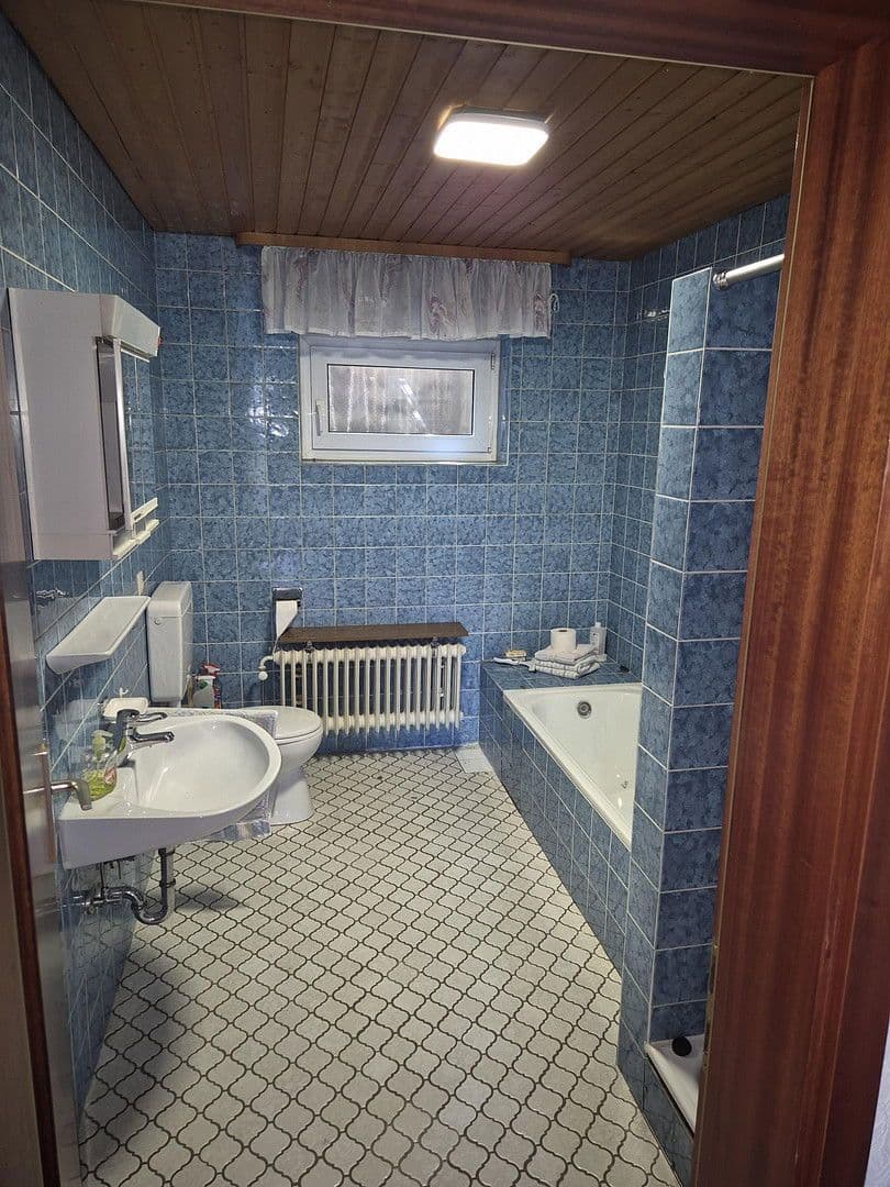 Predaj domu 185 m², pozemek 708 m², Sinsheim, Bádensko-Wurttembersko Predaj domu 185 m², pozemek 708 m², Sinsheim, Bádensko-Wurttembersko