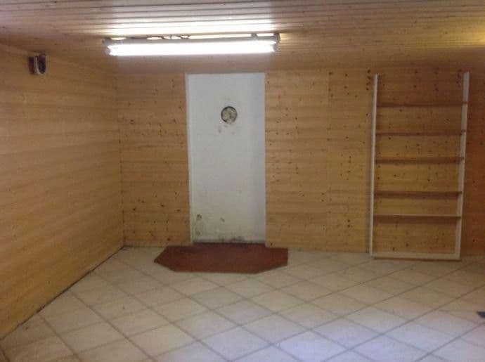 Prenájom domu 244 m², pozemek 400 m², Rehlingen-Siersburg, Sársko Prenájom domu 244 m², pozemek 400 m², Rehlingen-Siersburg, Sársko