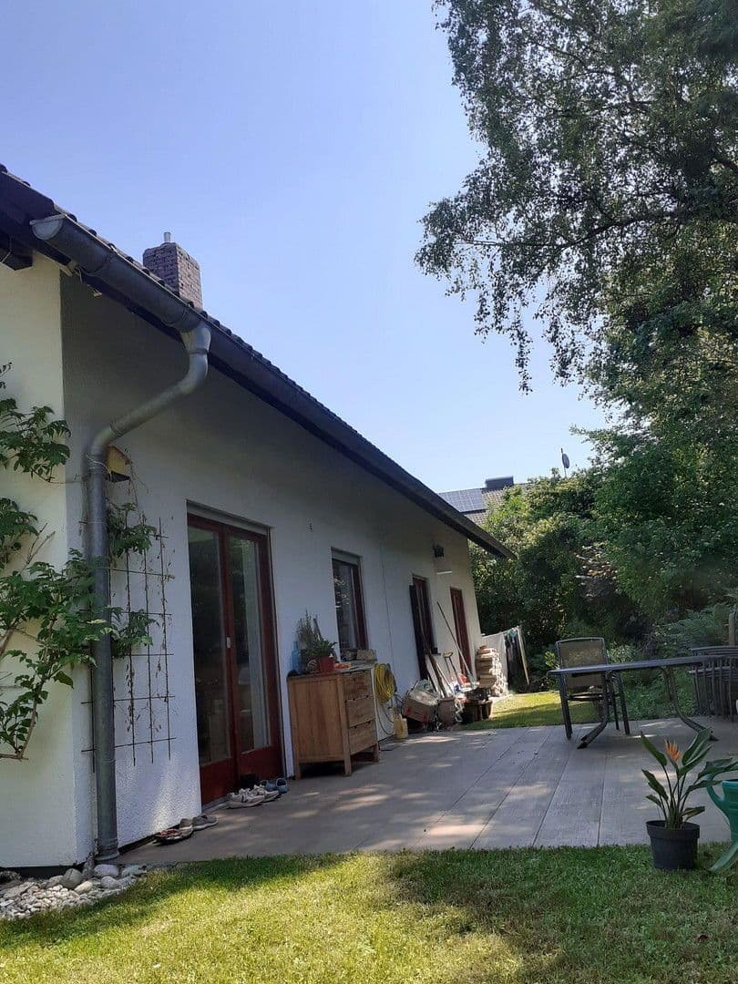 Predaj domu 202 m², pozemek 680 m², Egmating, Bavorsko Predaj domu 202 m², pozemek 680 m², Egmating, Bavorsko