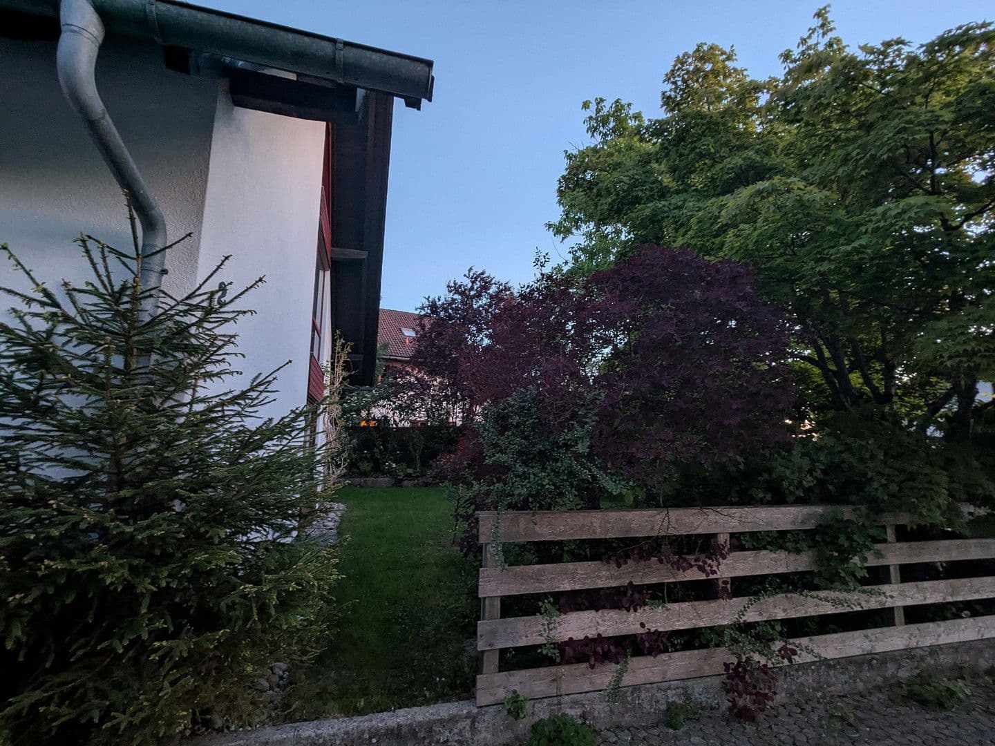 Predaj domu 202 m², pozemek 680 m², Egmating, Bavorsko Predaj domu 202 m², pozemek 680 m², Egmating, Bavorsko