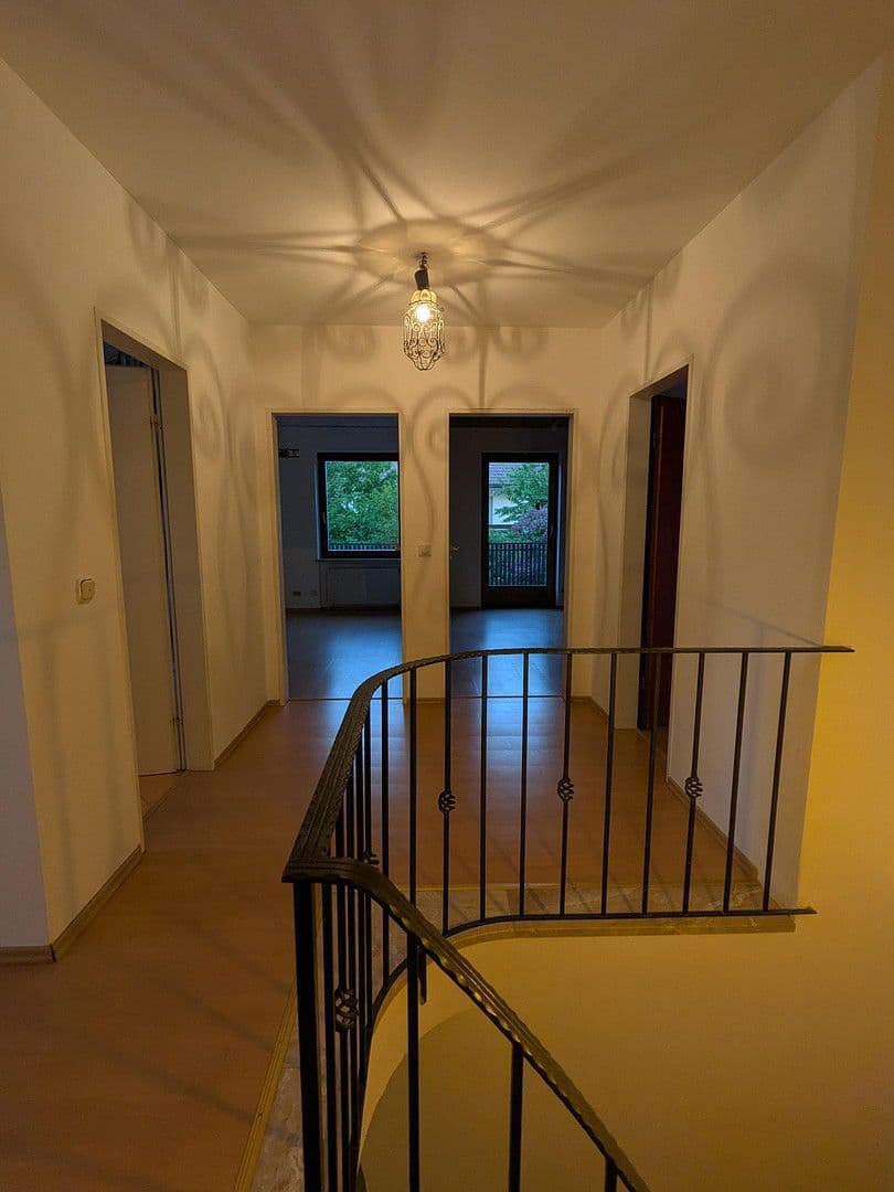 Predaj domu 202 m², pozemek 680 m², Egmating, Bavorsko Predaj domu 202 m², pozemek 680 m², Egmating, Bavorsko