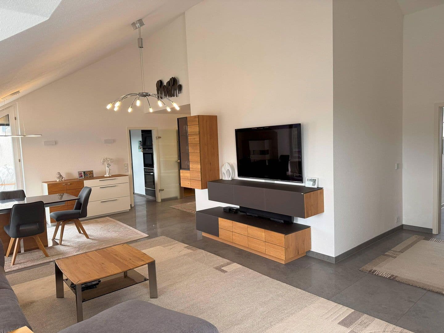 Predaj bytu 3-izbový 106 m², Hornberger Straße 12, Böblingen, Bádensko-Wurttembersko Predaj bytu 3-izbový 106 m², Hornberger Straße 12, Böblingen, Bádensko-Wurttembersko