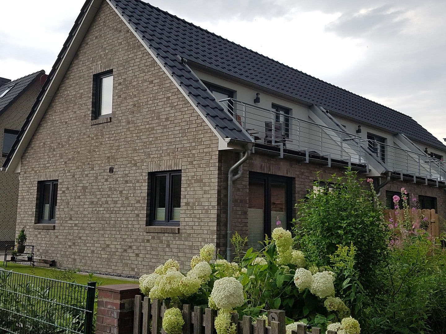 Prenájom domu 85 m², pozemek 150 m², Trittau, Šlezvicko-Holštajnsko Prenájom domu 85 m², pozemek 150 m², Trittau, Šlezvicko-Holštajnsko