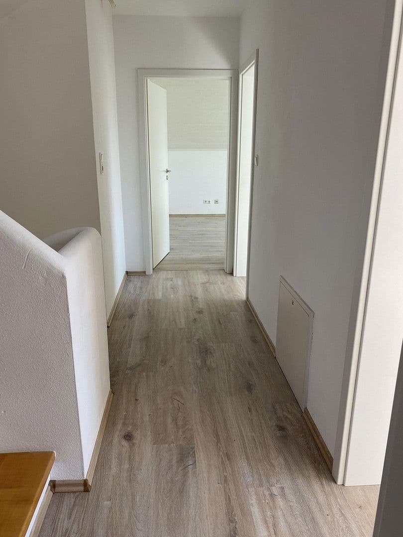 Prenájom domu 170 m², pozemek 409 m², Saiblingstr.6, Eching, Bavorsko Prenájom domu 170 m², pozemek 409 m², Saiblingstr.6, Eching, Bavorsko