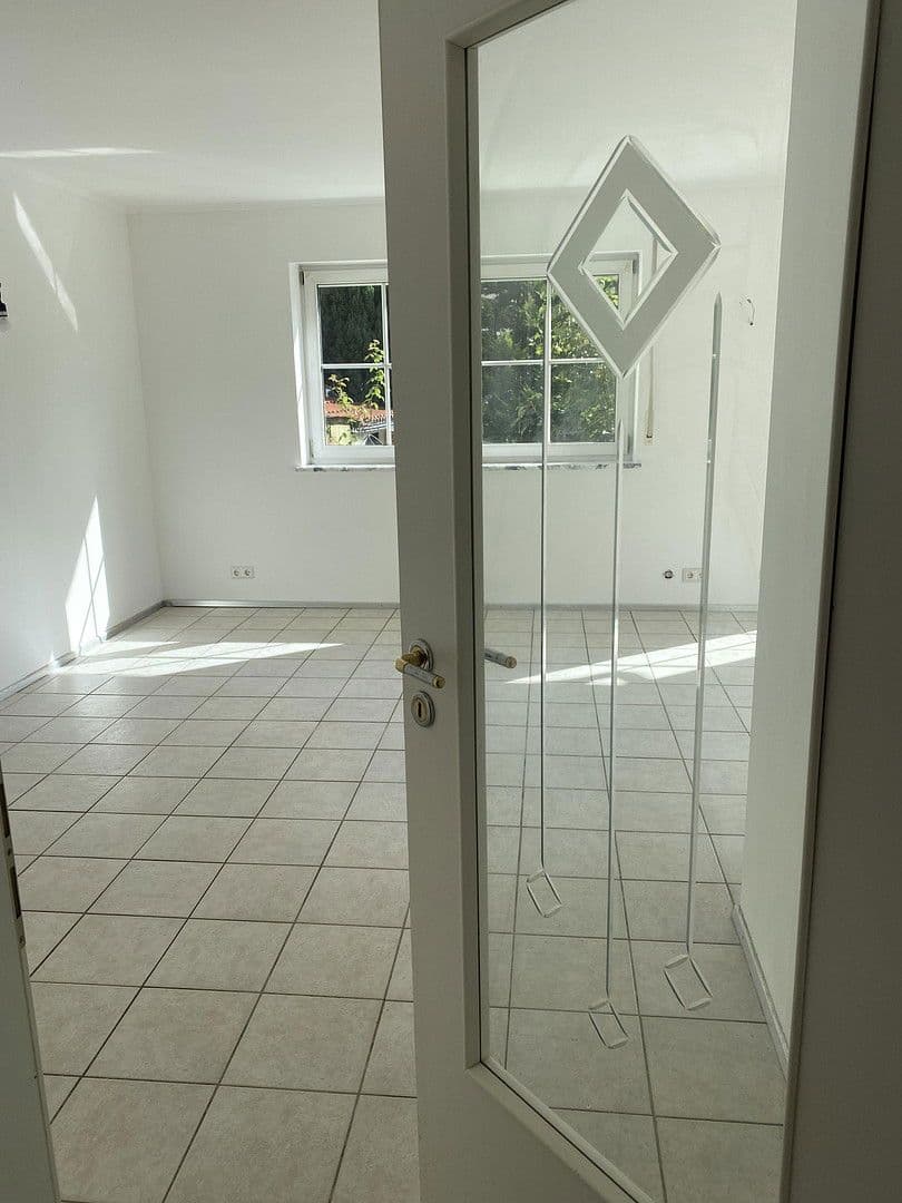 Prenájom domu 170 m², pozemek 409 m², Saiblingstr.6, Eching, Bavorsko Prenájom domu 170 m², pozemek 409 m², Saiblingstr.6, Eching, Bavorsko