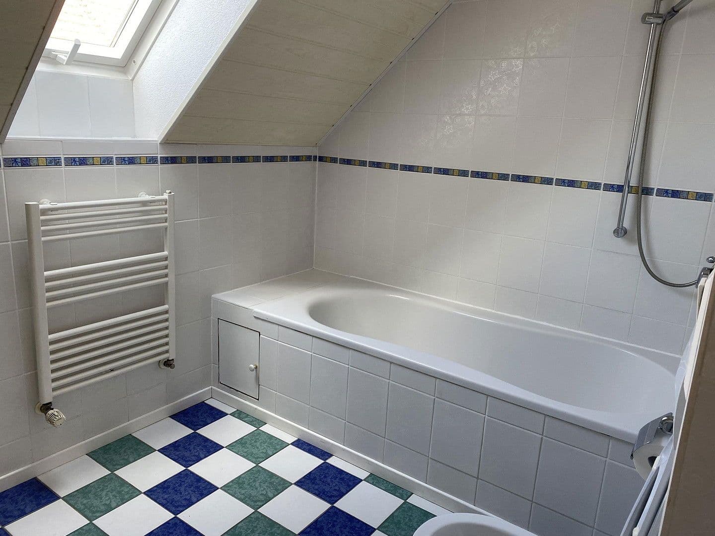 Prenájom domu 170 m², pozemek 409 m², Saiblingstr.6, Eching, Bavorsko Prenájom domu 170 m², pozemek 409 m², Saiblingstr.6, Eching, Bavorsko