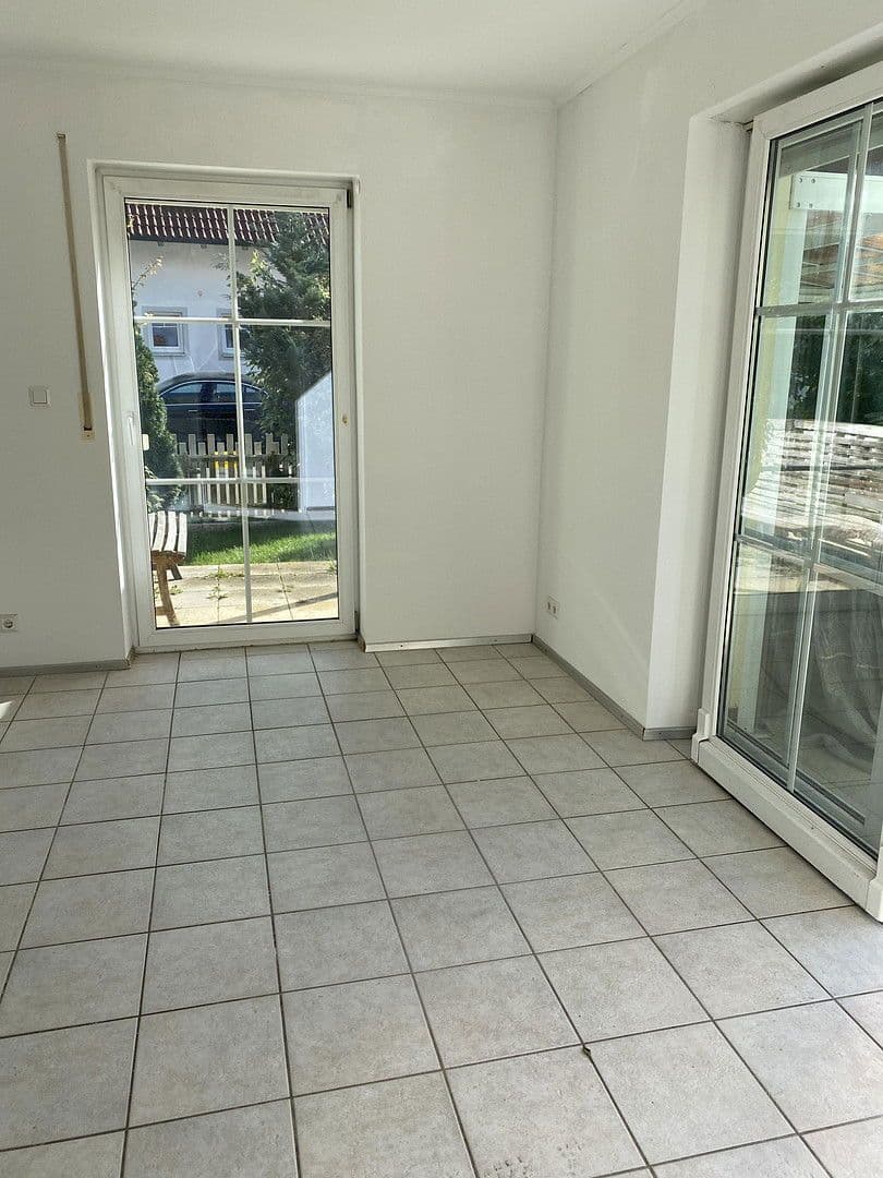 Prenájom domu 170 m², pozemek 409 m², Saiblingstr.6, Eching, Bavorsko Prenájom domu 170 m², pozemek 409 m², Saiblingstr.6, Eching, Bavorsko