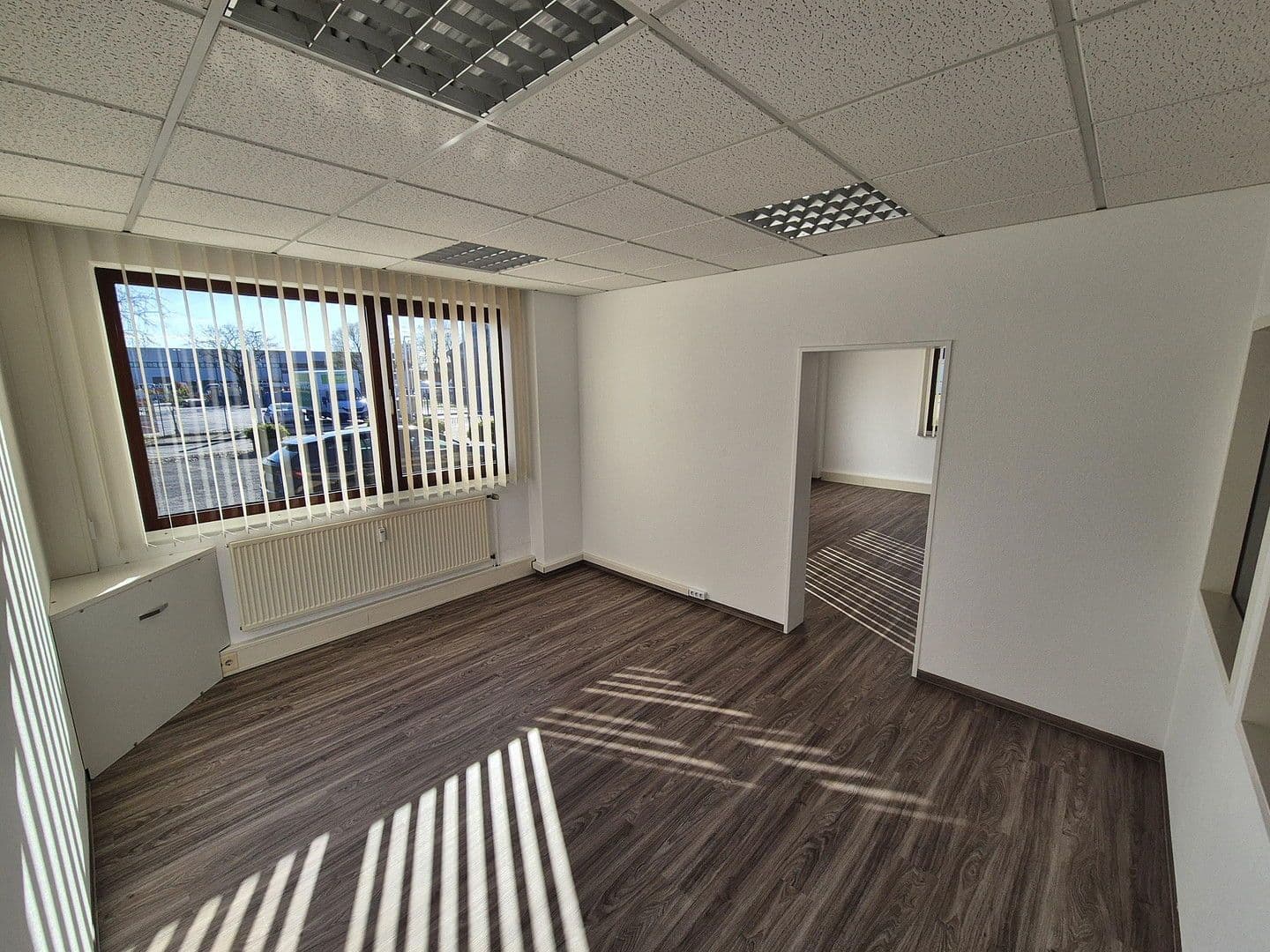 Prenájom kancelárie 124 m², Rudolf-Diesel-Str. 11, Kaltenkirchen, Šlezvicko-Holštajnsko Prenájom kancelárie 124 m², Rudolf-Diesel-Str. 11, Kaltenkirchen, Šlezvicko-Holštajnsko