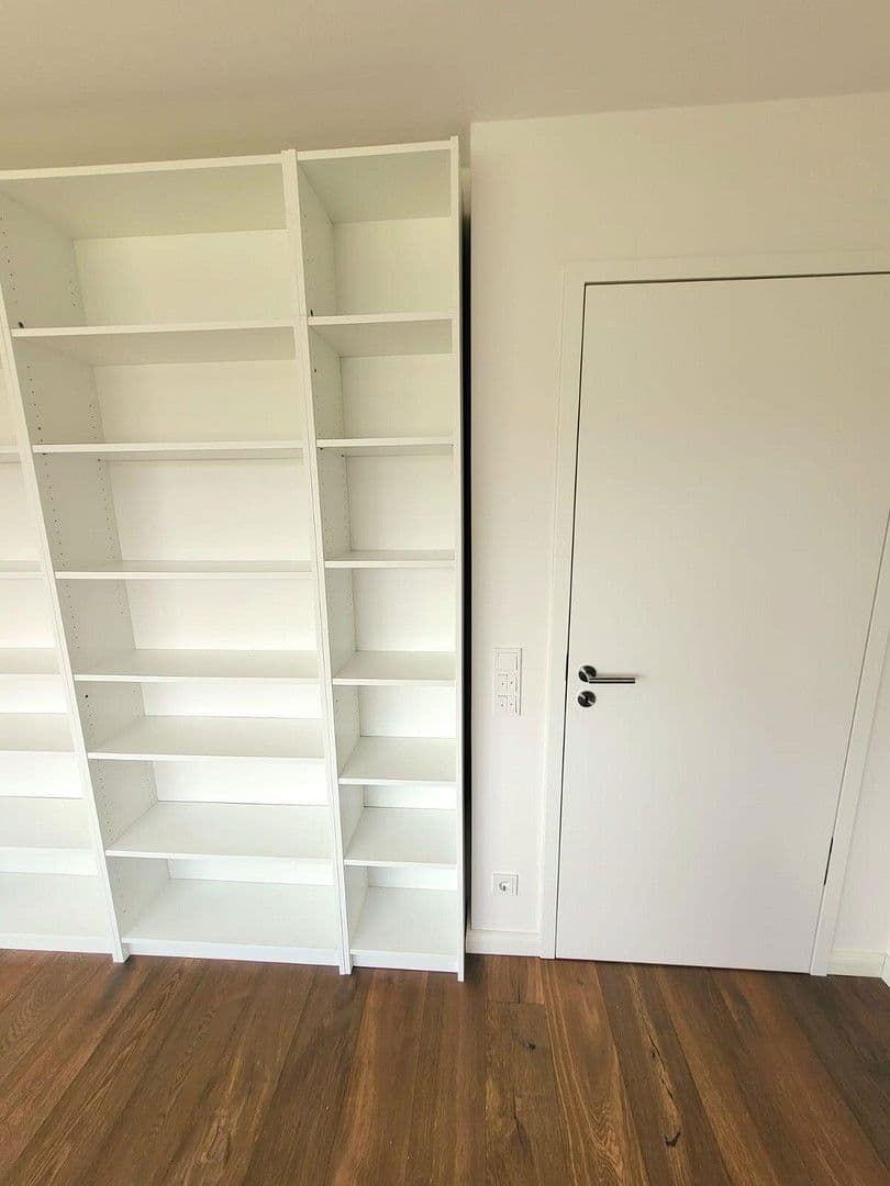 Prenájom domu 240 m², pozemek 850 m², Pfungstädter Straße 64, Darmstadt OT Eberstadt, Hesensko Prenájom domu 240 m², pozemek 850 m², Pfungstädter Straße 64, Darmstadt OT Eberstadt, Hesensko