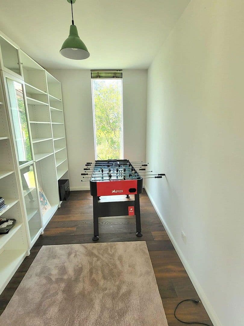 Prenájom domu 240 m², pozemek 850 m², Pfungstädter Straße 64, Darmstadt OT Eberstadt, Hesensko Prenájom domu 240 m², pozemek 850 m², Pfungstädter Straße 64, Darmstadt OT Eberstadt, Hesensko