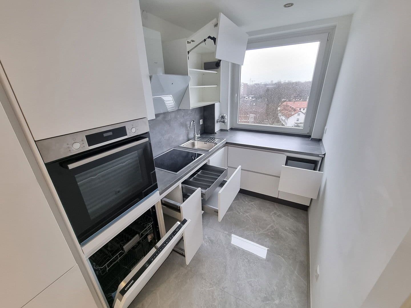 Prenájom bytu 2-izbový 57 m², Hamburg, Hamburg Prenájom bytu 2-izbový 57 m², Hamburg, Hamburg