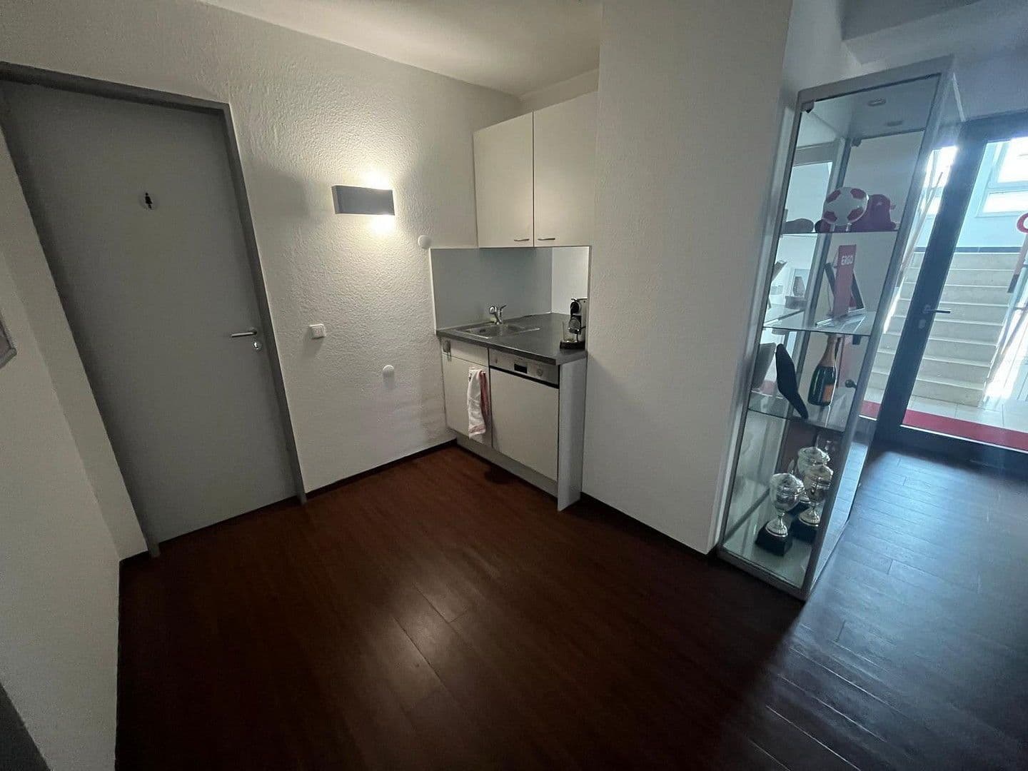 Prenájom kancelárie 170 m², Siemensstraße 9, Wiesbaden, Hesensko Prenájom kancelárie 170 m², Siemensstraße 9, Wiesbaden, Hesensko