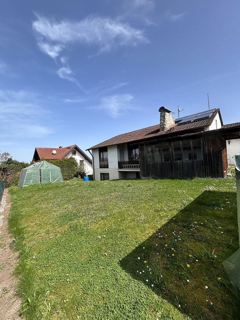 Predaj domu 140 m², pozemek 722 m², Kranzberg, Bavorsko Predaj domu 140 m², pozemek 722 m², Kranzberg, Bavorsko