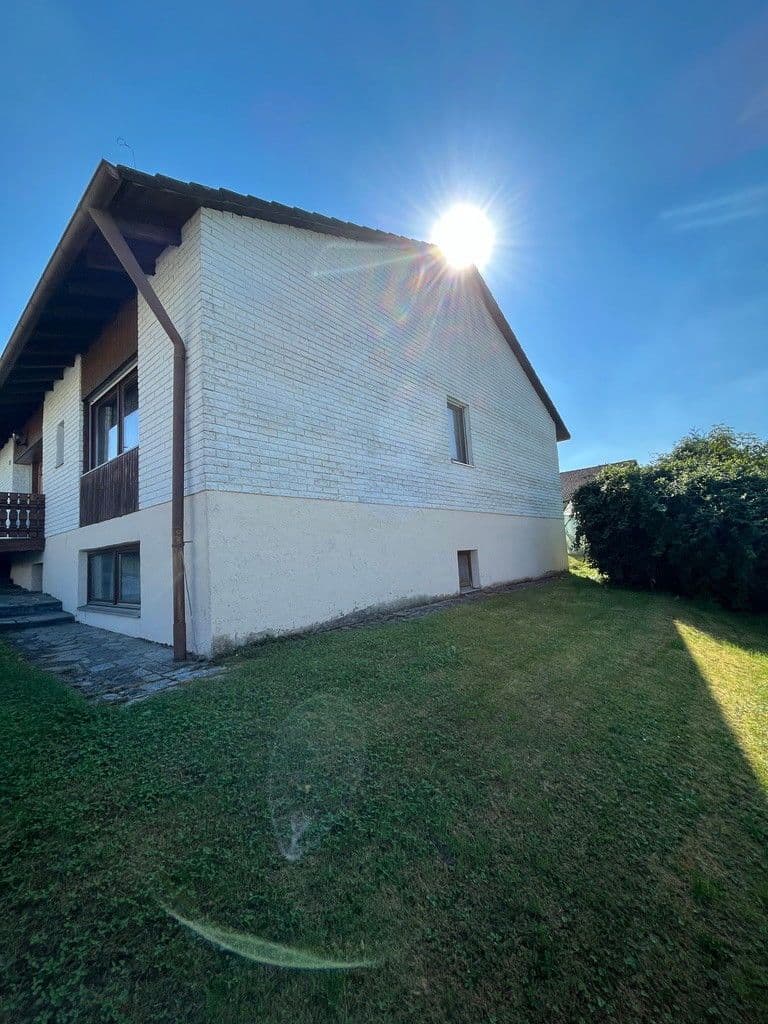 Predaj domu 140 m², pozemek 722 m², Kranzberg, Bavorsko Predaj domu 140 m², pozemek 722 m², Kranzberg, Bavorsko