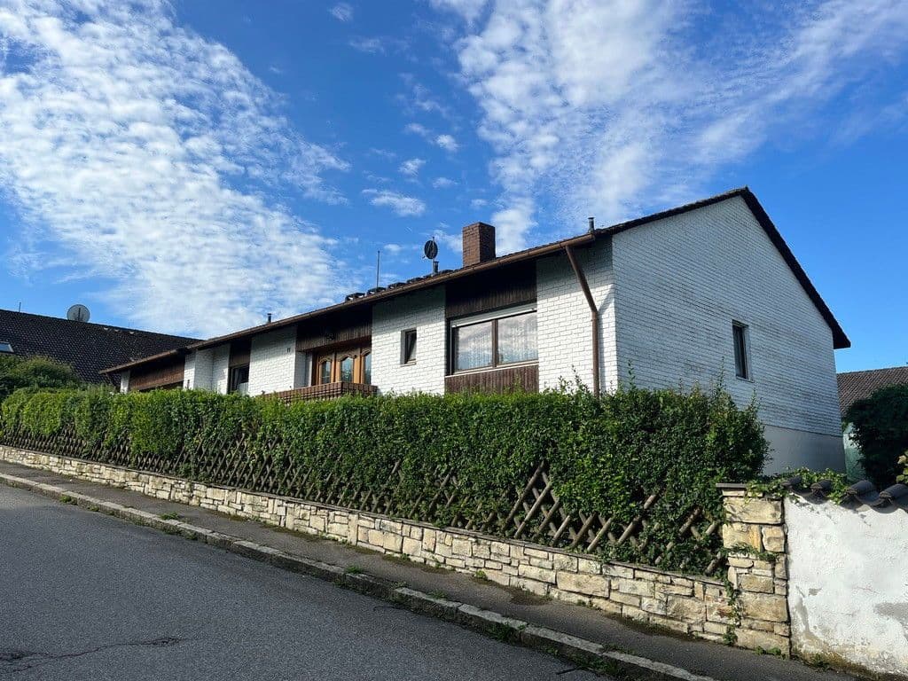 Predaj domu 140 m², pozemek 722 m², Kranzberg, Bavorsko Predaj domu 140 m², pozemek 722 m², Kranzberg, Bavorsko