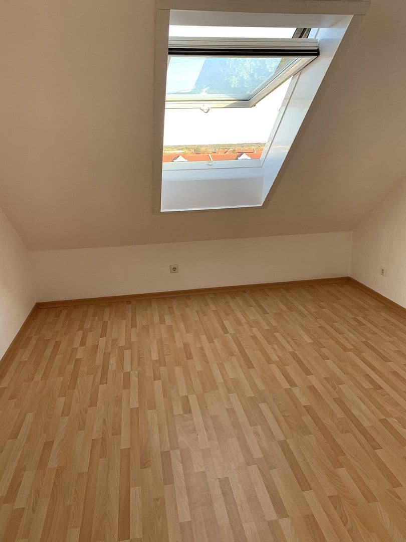 Prenájom bytu 3-izbový 89 m², Offenbacher Straße, Dietzenbach, Hesensko Prenájom bytu 3-izbový 89 m², Offenbacher Straße, Dietzenbach, Hesensko