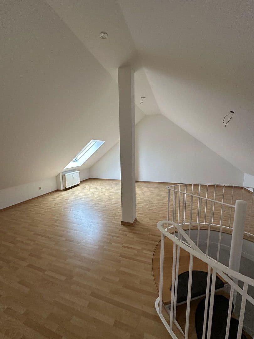 Prenájom bytu 3-izbový 89 m², Offenbacher Straße, Dietzenbach, Hesensko Prenájom bytu 3-izbový 89 m², Offenbacher Straße, Dietzenbach, Hesensko