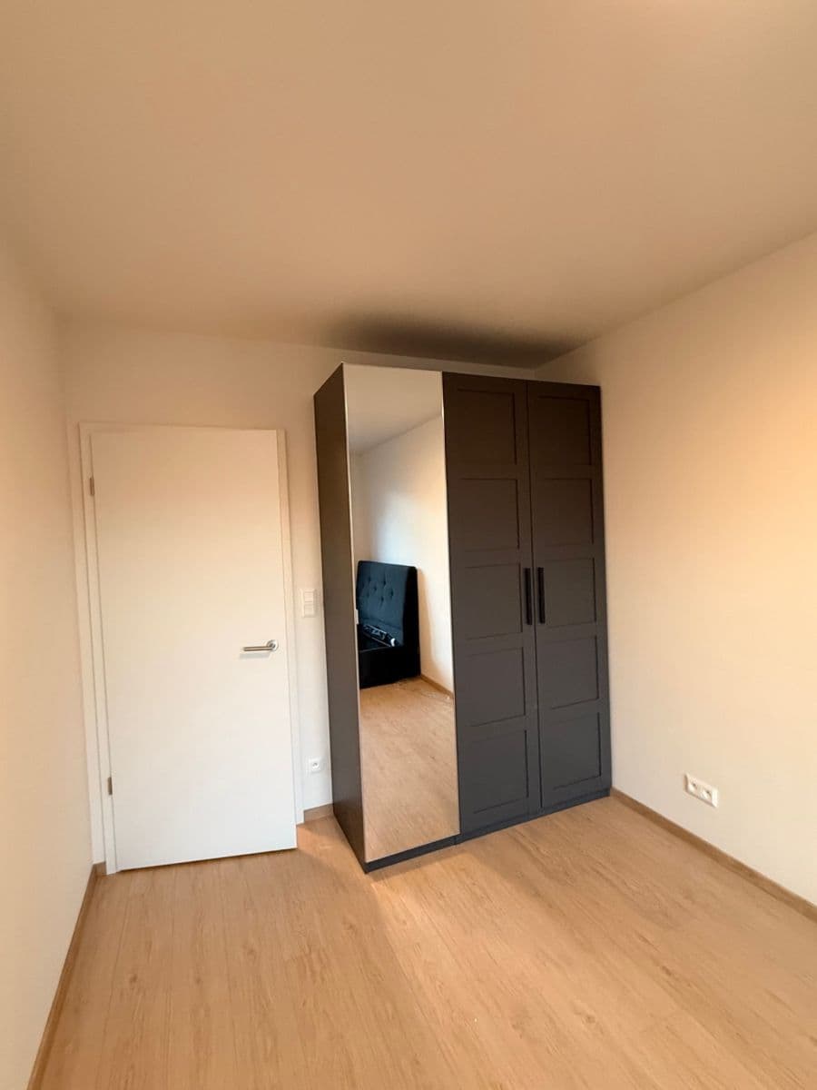 Prenájom bytu 2-izbový 48 m², Haenkeho, Praha, Praha Prenájom bytu 2-izbový 48 m², Haenkeho, Praha, Praha