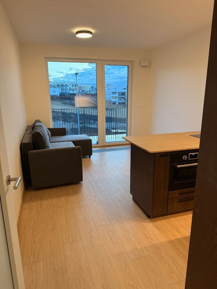 Prenájom bytu 2-izbový 48 m², Haenkeho, Praha, Praha Prenájom bytu 2-izbový 48 m², Haenkeho, Praha, Praha