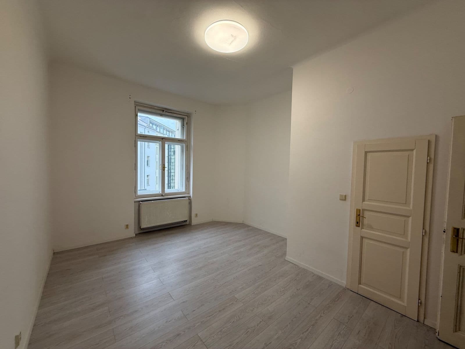 Prenájom bytu 1-izbový 26 m², Šaldova, Praha, Praha Prenájom bytu 1-izbový 26 m², Šaldova, Praha, Praha
