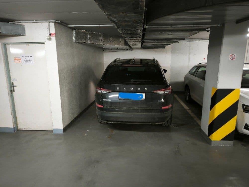 Prenájom garáže 15 m², Štěpařská, Praha, Praha Prenájom garáže 15 m², Štěpařská, Praha, Praha