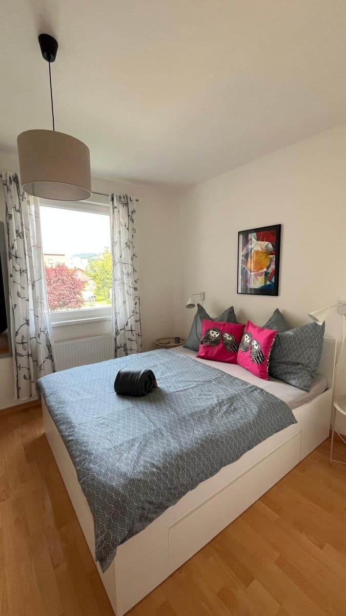 Prenájom bytu 2-izbový 55 m², Komenského, Vrchlabí, Královéhradecký kraj Prenájom bytu 2-izbový 55 m², Komenského, Vrchlabí, Královéhradecký kraj