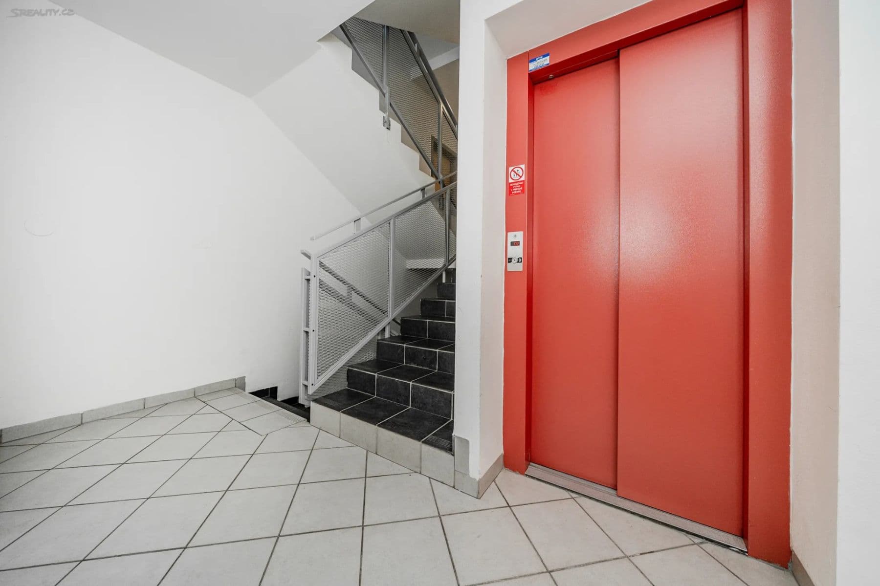 Prenájom bytu 2-izbový 62 m², Na Vyhlídce, Frýdek-Místek, Moravskoslezský kraj Prenájom bytu 2-izbový 62 m², Na Vyhlídce, Frýdek-Místek, Moravskoslezský kraj