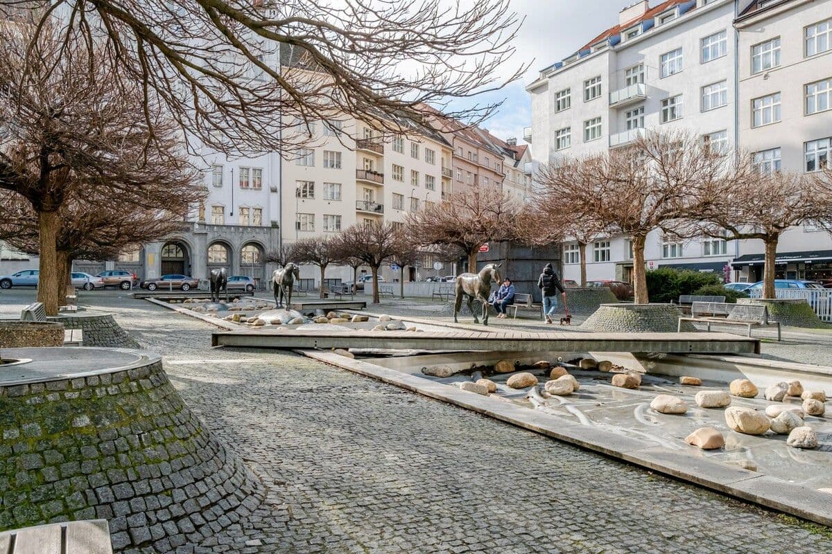 Prenájom bytu 65 m², Kafkova, Praha, Praha Prenájom bytu 65 m², Kafkova, Praha, Praha