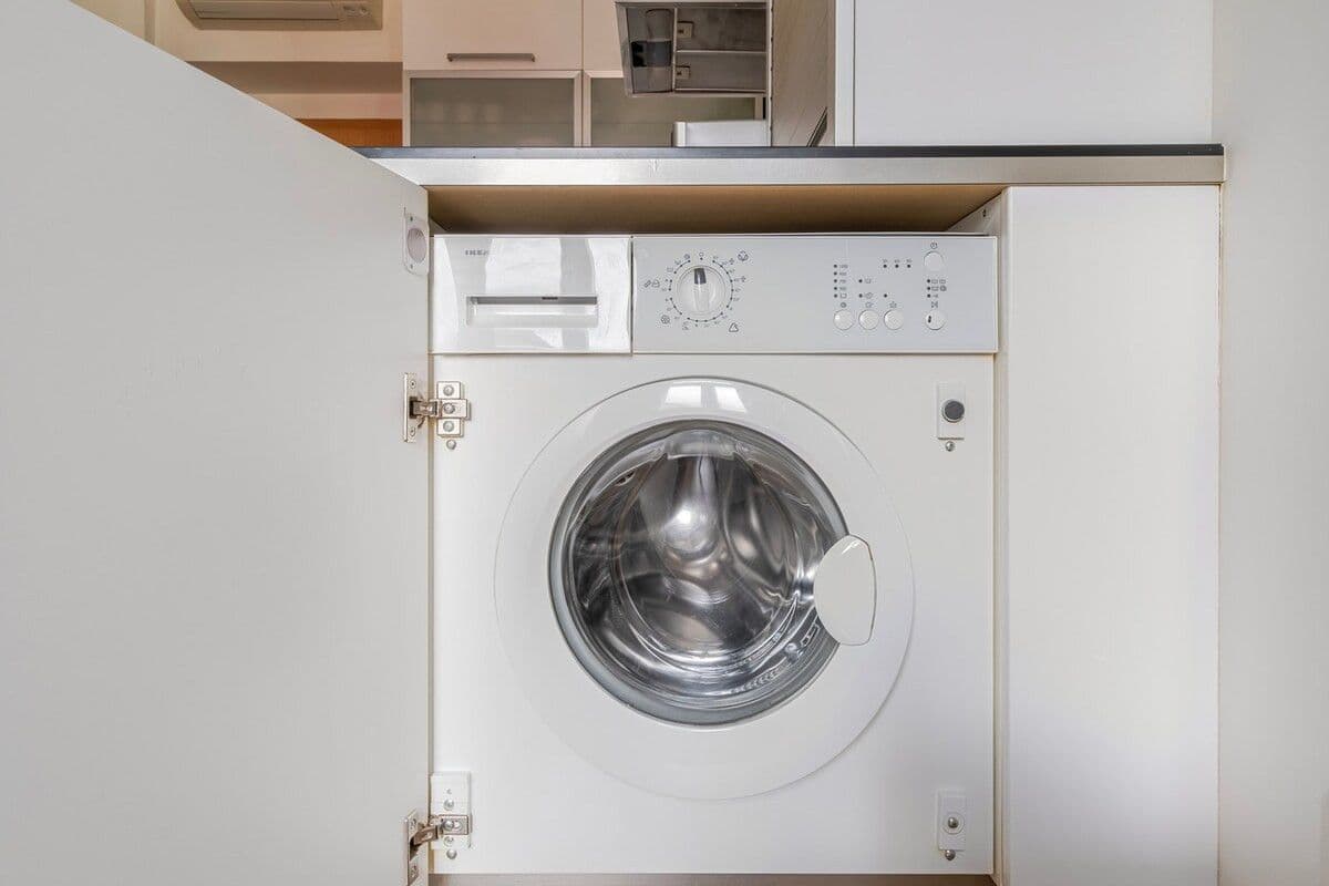 Prenájom bytu 65 m², Kafkova, Praha, Praha Prenájom bytu 65 m², Kafkova, Praha, Praha