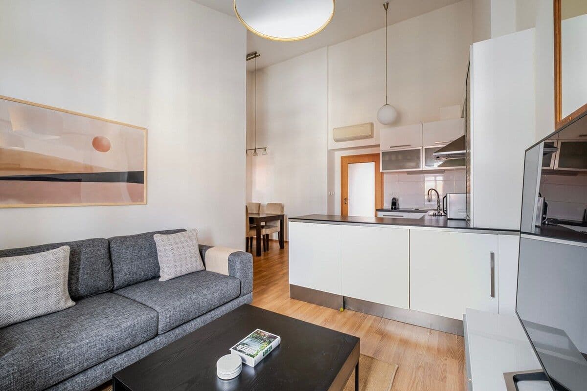 Prenájom bytu 65 m², Kafkova, Praha, Praha Prenájom bytu 65 m², Kafkova, Praha, Praha