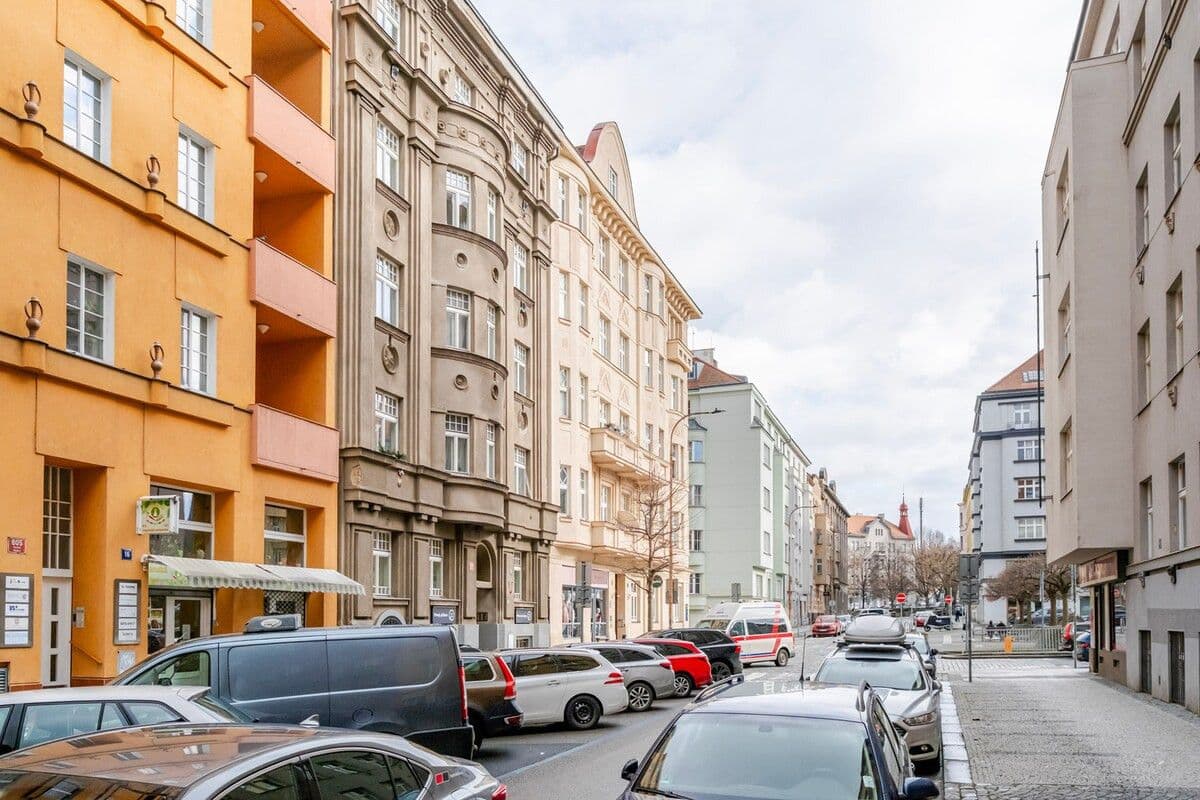 Prenájom bytu 65 m², Kafkova, Praha, Praha Prenájom bytu 65 m², Kafkova, Praha, Praha