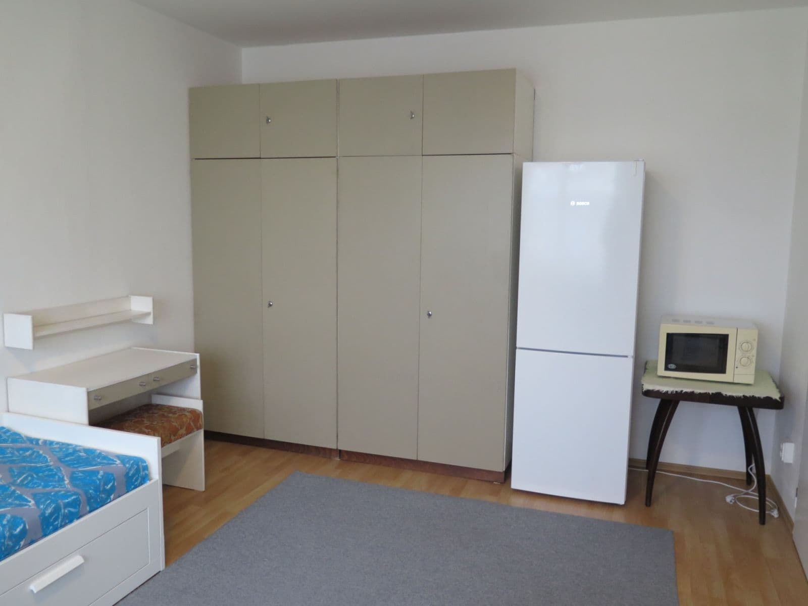 Prenájom bytu 1-izbový 33 m², Rodopská, Praha, Praha Prenájom bytu 1-izbový 33 m², Rodopská, Praha, Praha