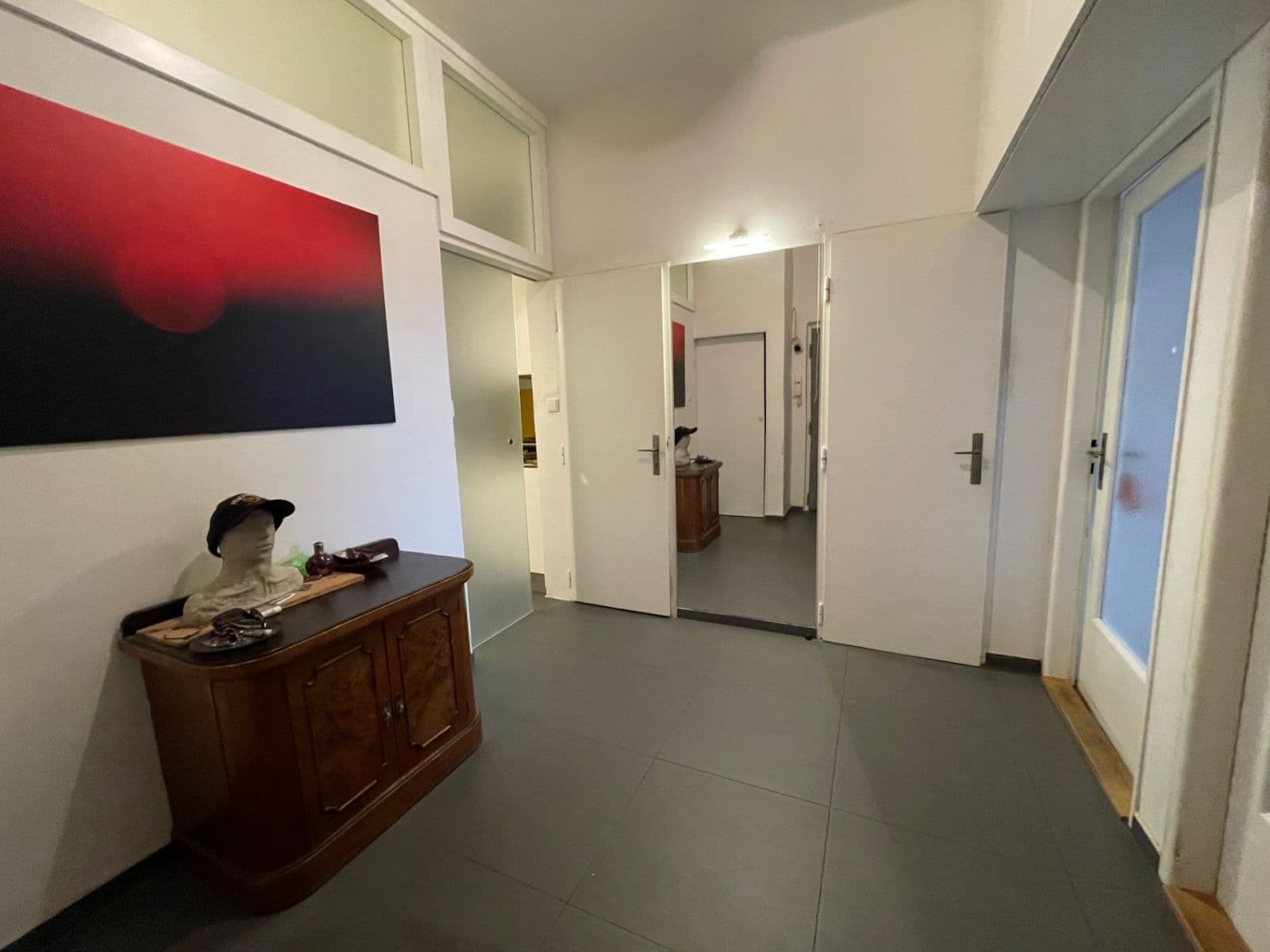 Predaj bytu 3-izbový 86 m², Bělohorská, Praha, Praha Predaj bytu 3-izbový 86 m², Bělohorská, Praha, Praha