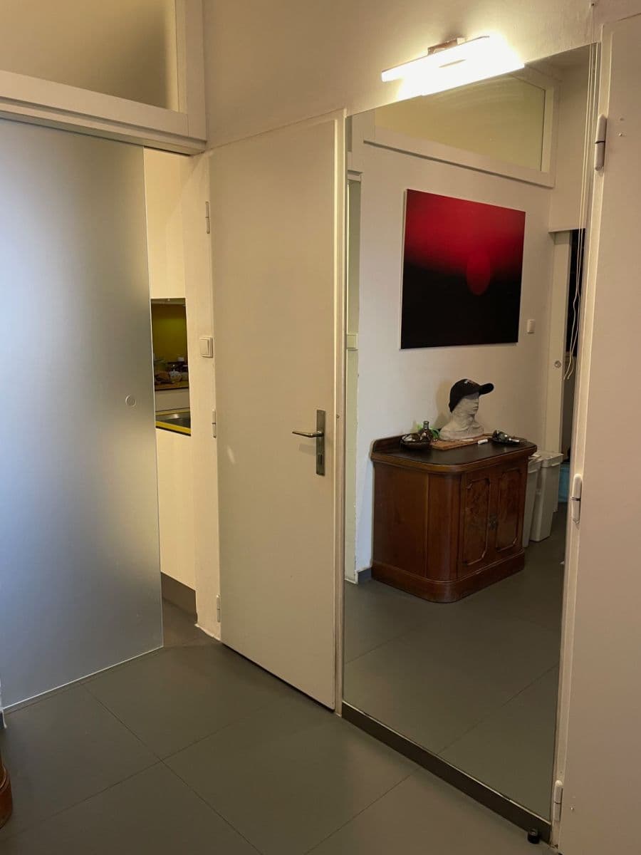 Predaj bytu 3-izbový 86 m², Bělohorská, Praha, Praha Predaj bytu 3-izbový 86 m², Bělohorská, Praha, Praha