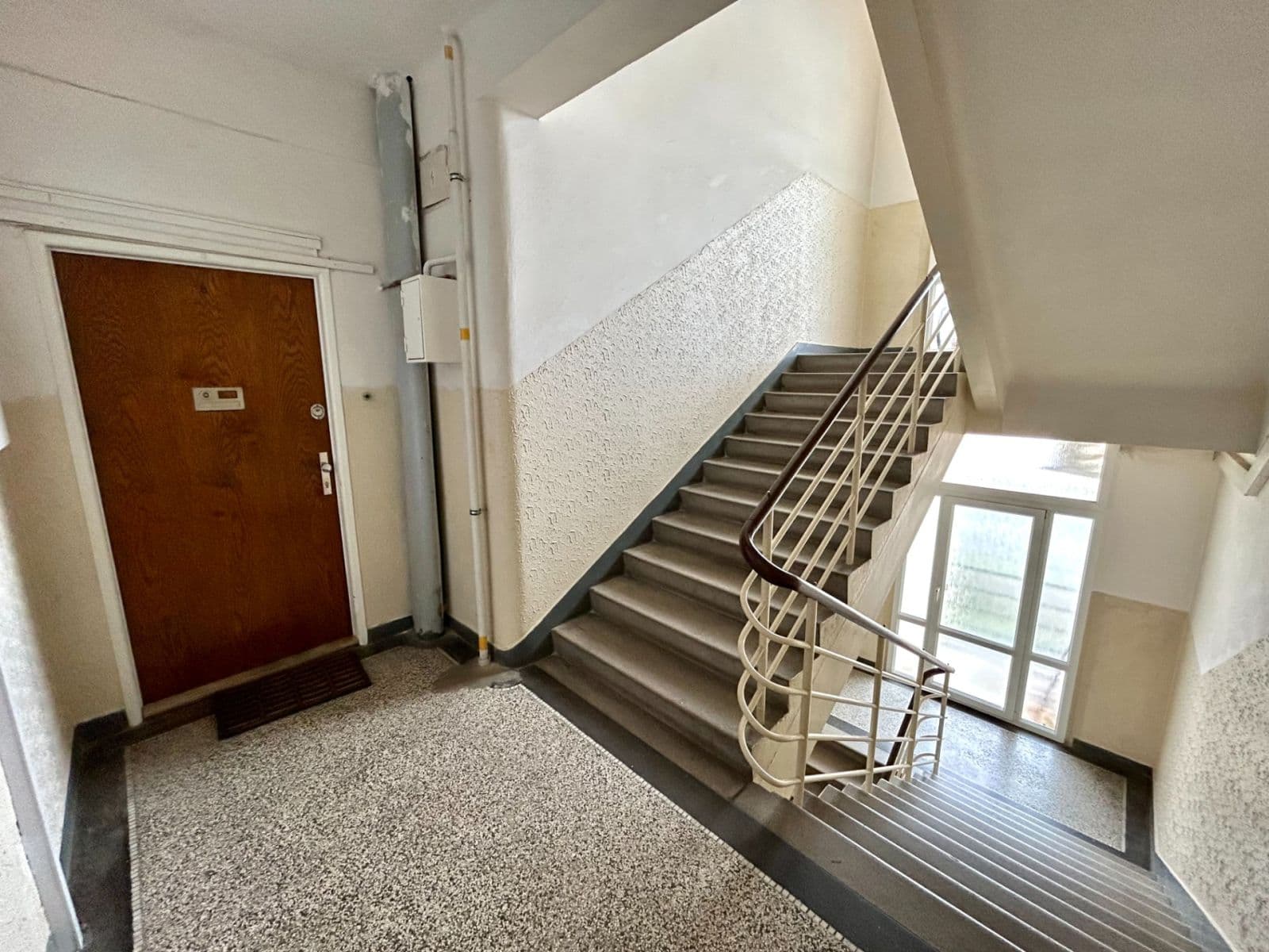 Predaj bytu 3-izbový 86 m², Bělohorská, Praha, Praha Predaj bytu 3-izbový 86 m², Bělohorská, Praha, Praha