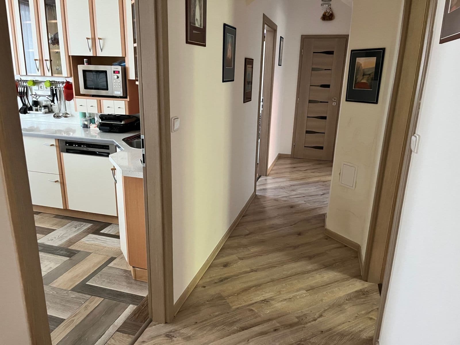 Prenájom bytu 2-izbový 76 m², Schoellerova, Praha, Praha Prenájom bytu 2-izbový 76 m², Schoellerova, Praha, Praha