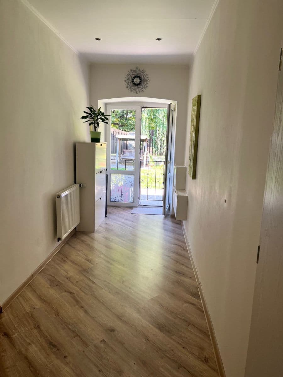 Prenájom bytu 2-izbový 76 m², Schoellerova, Praha, Praha Prenájom bytu 2-izbový 76 m², Schoellerova, Praha, Praha