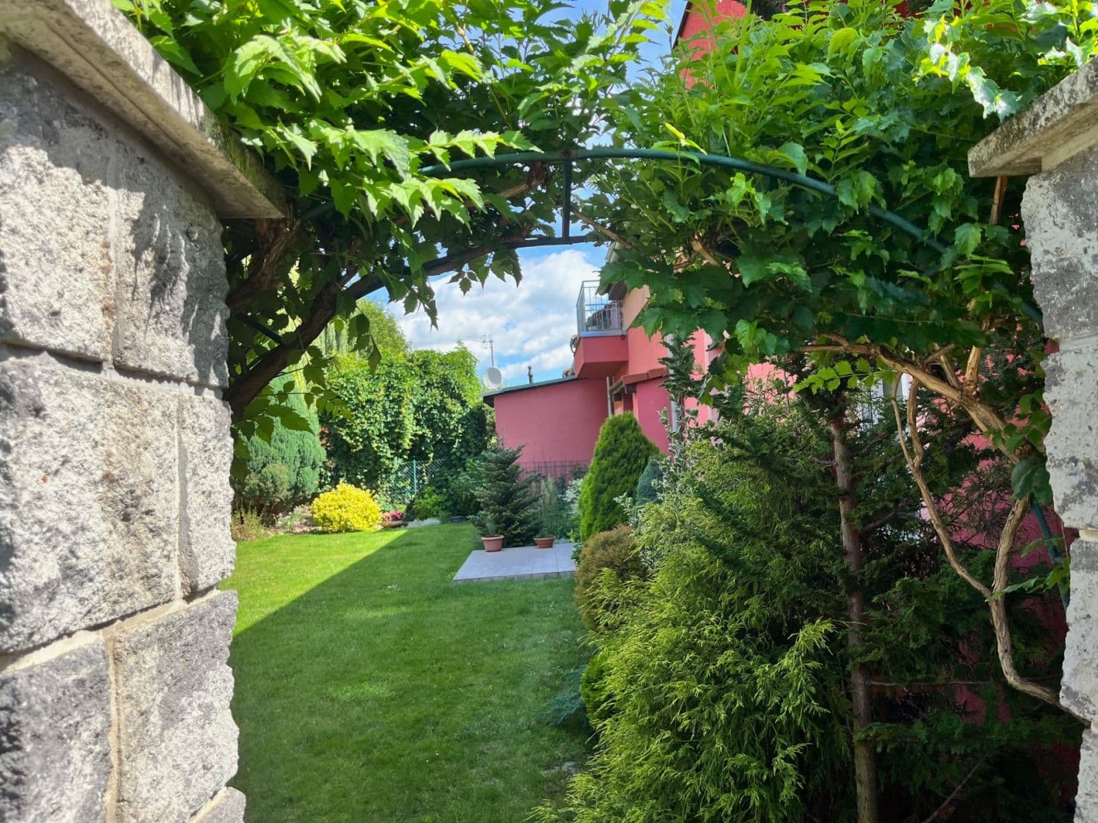 Prenájom bytu 2-izbový 76 m², Schoellerova, Praha, Praha Prenájom bytu 2-izbový 76 m², Schoellerova, Praha, Praha