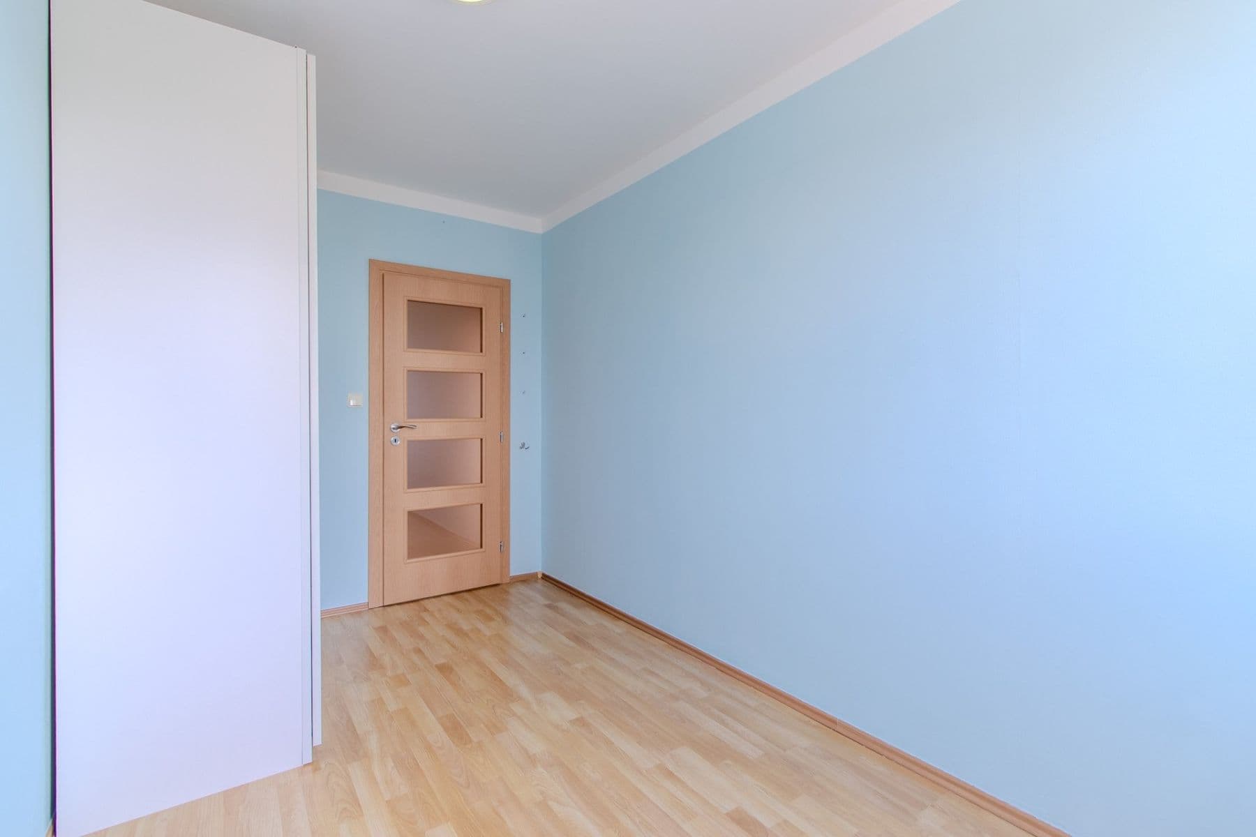 Prenájom bytu 3-izbový 64 m², Jažlovická, Praha, Praha Prenájom bytu 3-izbový 64 m², Jažlovická, Praha, Praha