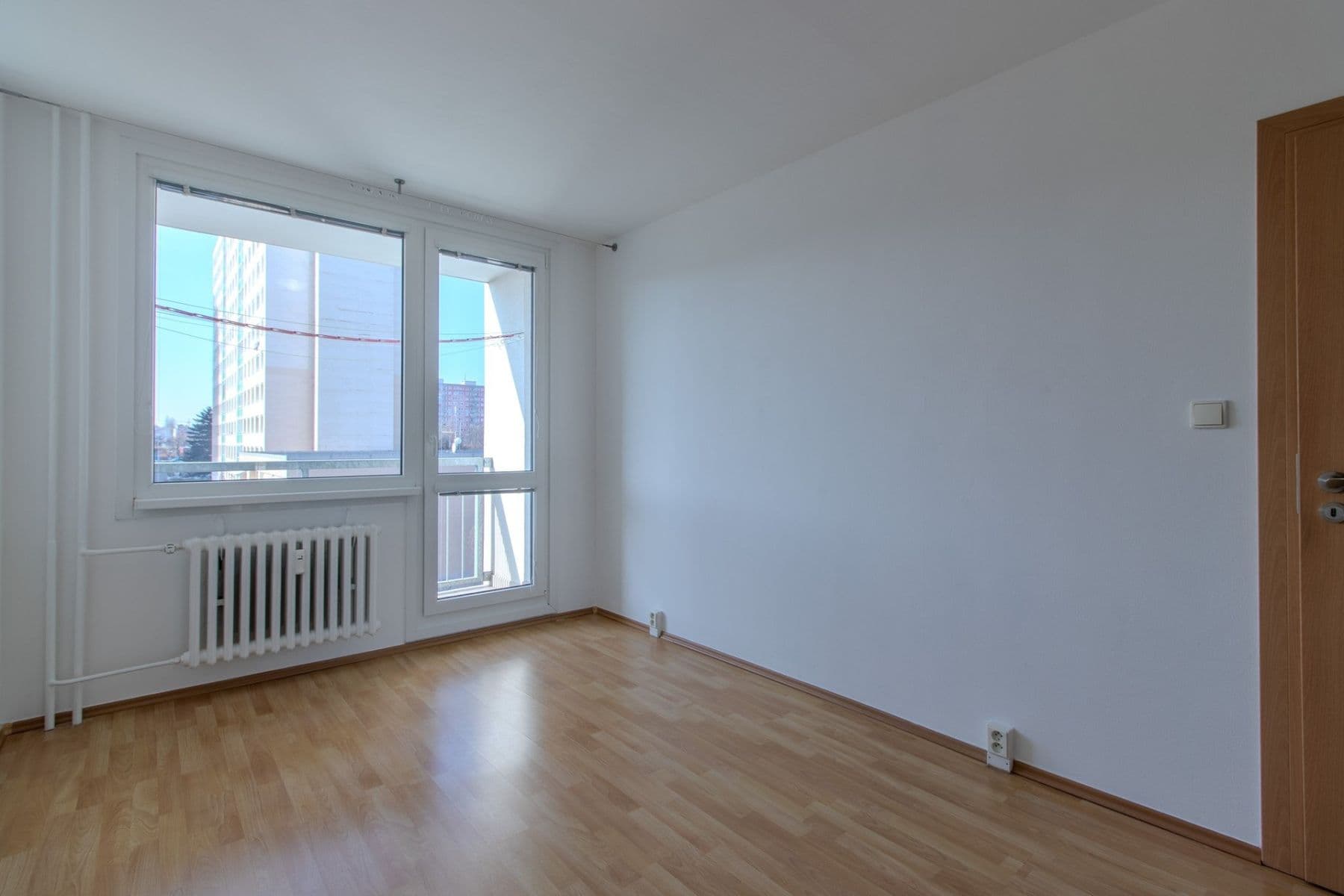 Prenájom bytu 3-izbový 64 m², Jažlovická, Praha, Praha Prenájom bytu 3-izbový 64 m², Jažlovická, Praha, Praha