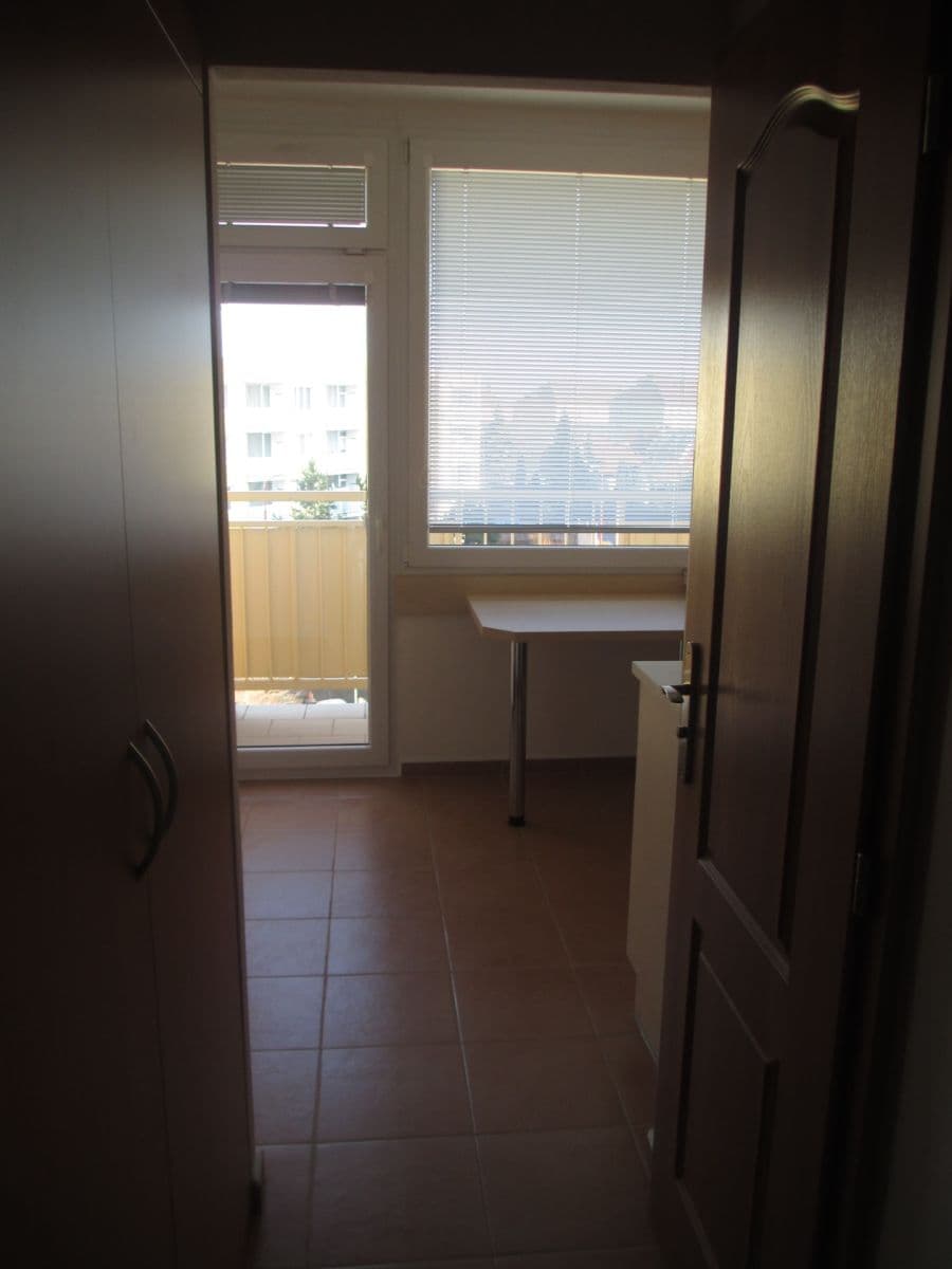 Prenájom bytu 1-izbový 36 m², Alej 17. listopadu, Roudnice nad Labem, Ústecký kraj Prenájom bytu 1-izbový 36 m², Alej 17. listopadu, Roudnice nad Labem, Ústecký kraj